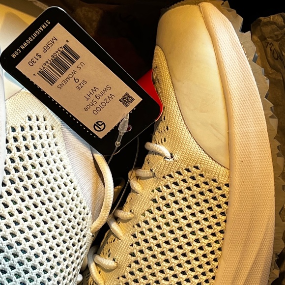 STRAIGHT DOWN GOLF SHOE- woman's - Picture 13 of 13